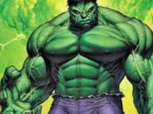 Hulk
Hulk é um dos mais fortes e antes era uma pessoa mas por acaso sem aviso um experimento deu errado e ele se transformou em hulk