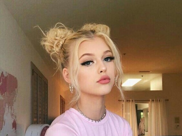 🩷👩🏼💼🩷
