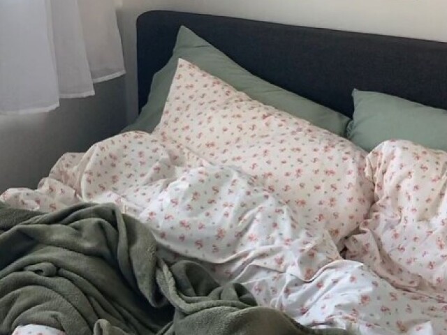 ૮Ꮚノ ㅤ۠ uma cama aconchegante. ◌ ㅤ࣪ㅤㅤ