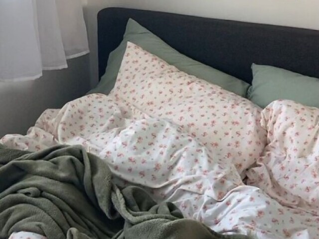 ૮Ꮚﾉ ㅤ۠ uma cama aconchegante. ◌ ㅤ࣪ㅤㅤ