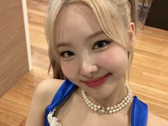 Nayeon-Twice