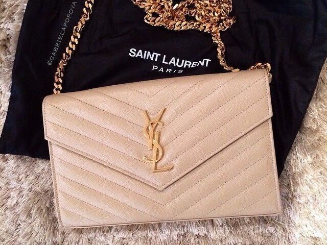 Yves Saint Laurent ✨