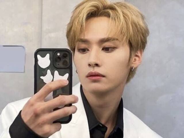 Lee know (Stray Kids)