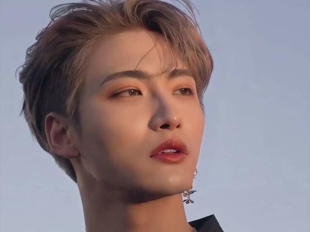 Seonghwa (Ateez)