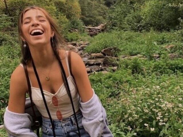 Feliz