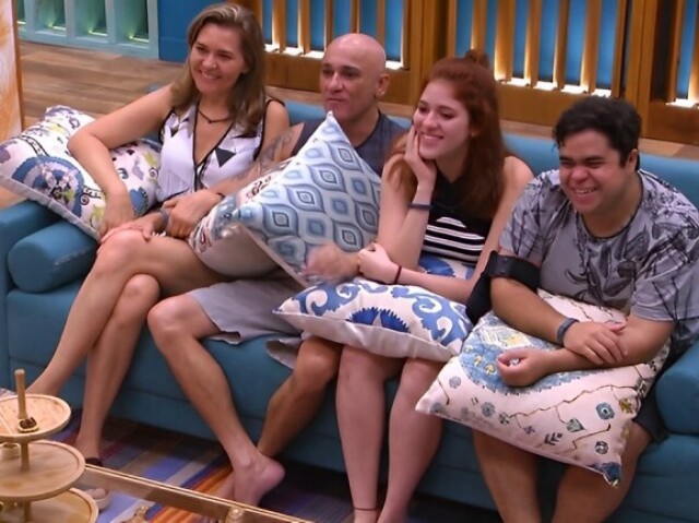 A primeira família a participar do reality.