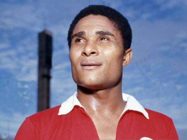 14. Eusébio