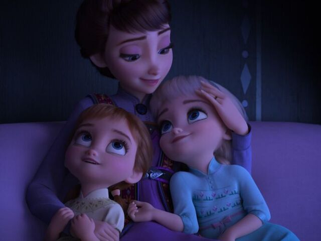 Frozen 2 
(Rainha mãe das irmãs)