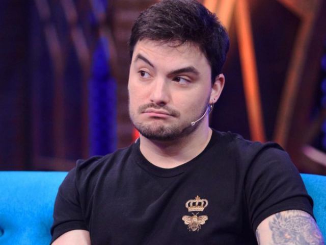 Felipe Neto nem tem irmão, a pessoa que fez esse quiz tá doida