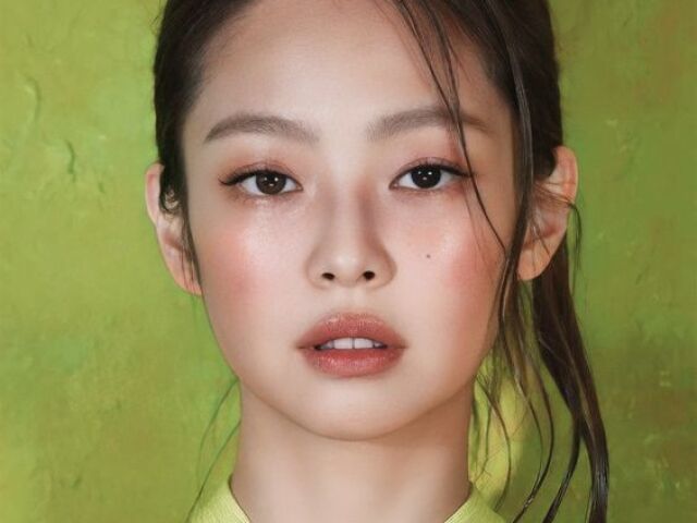 4. JENNIE