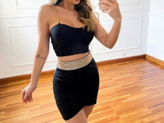 Conjunto saia e cropped preto