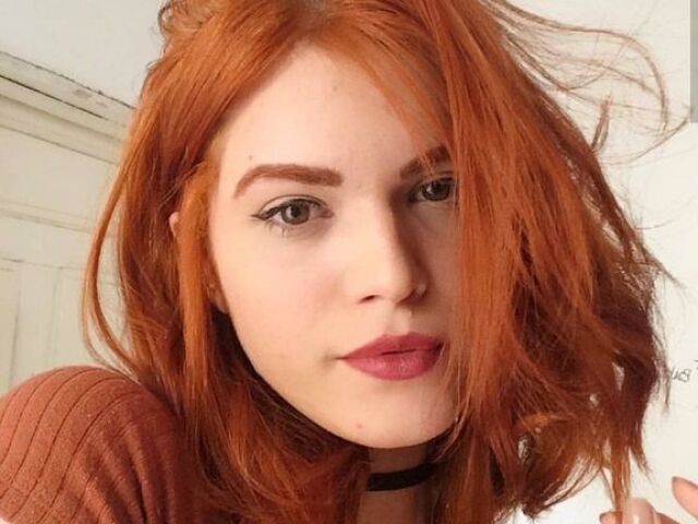 UMA RUIVA