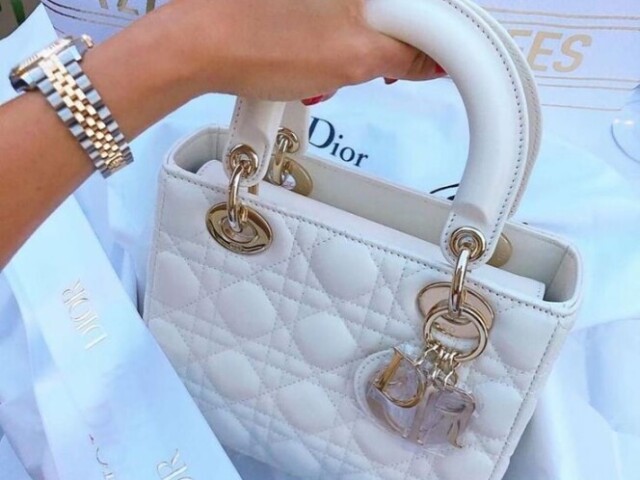 DIOR