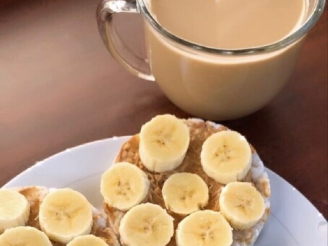 Café com Leite e Banana com Doce de Leite ☕