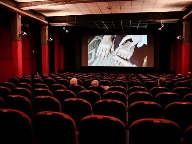 Cinema, depois sair para passear