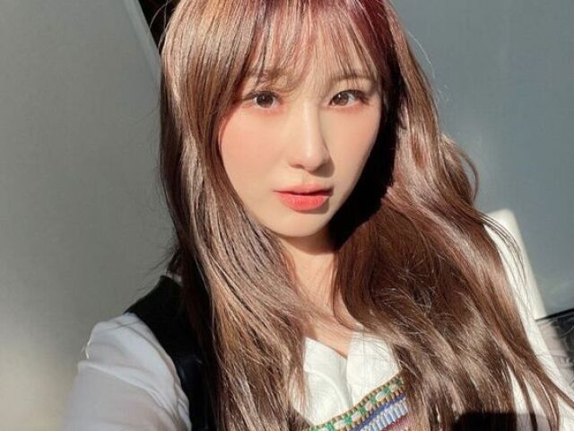 chaeyeon(solista-ex iz*one)