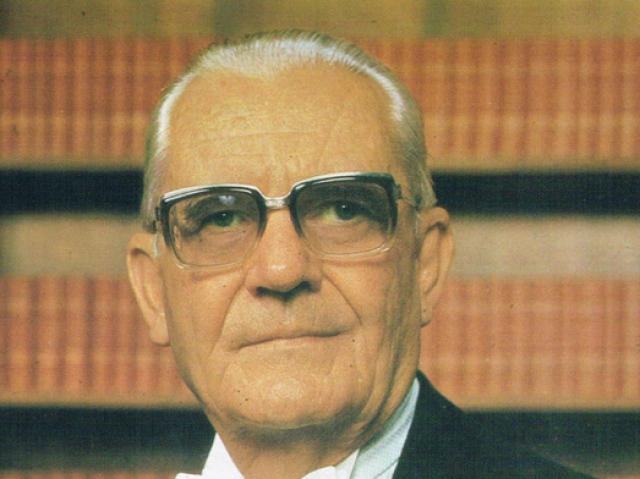 ERNESTO GUEISEL