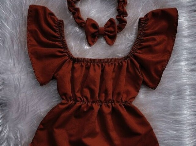 Esse vestidinho elegante, vermelhinho 🌹🌹