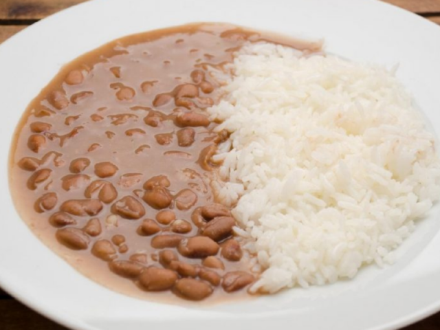 Arroz e Feijão.