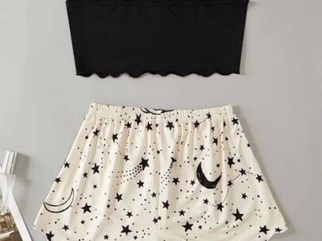Top preto e short branco