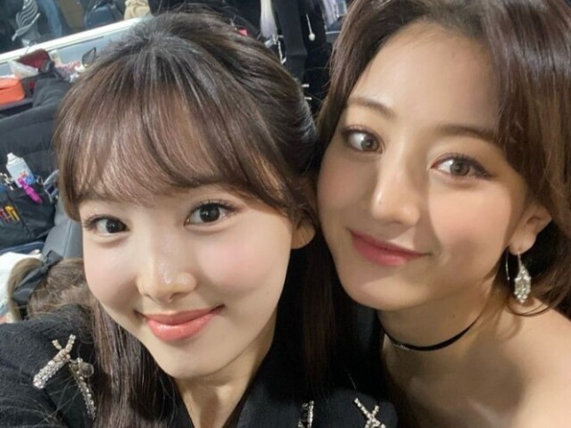 Naeyon / Jihyo