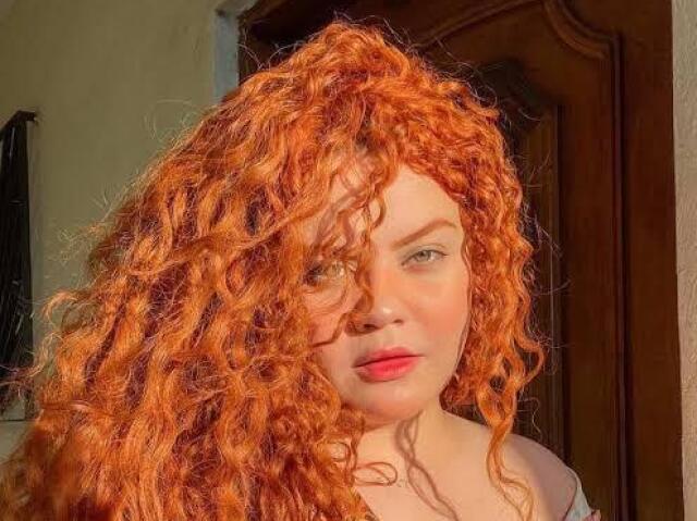 Parece a princesa merida 😍❤️