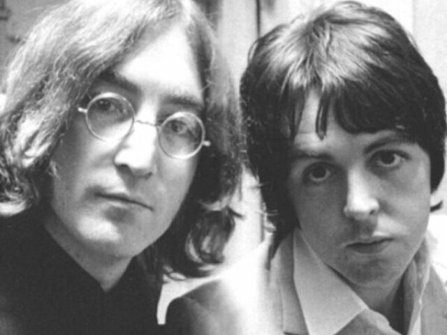 Paul McCartney e Jhon Lennon acusados de plagiarem o cuca boys