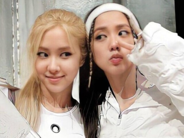 Rosé/Chaeyoung