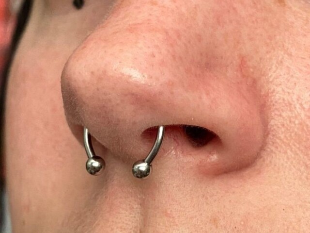 Piercing no nariz
