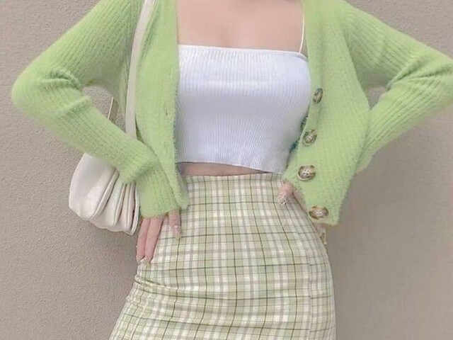 Essa roupa com tons de verde
