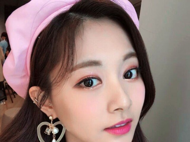 ↛Tzuyu - twice↞