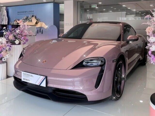 Uma Ferrariโ๏ธ๐น