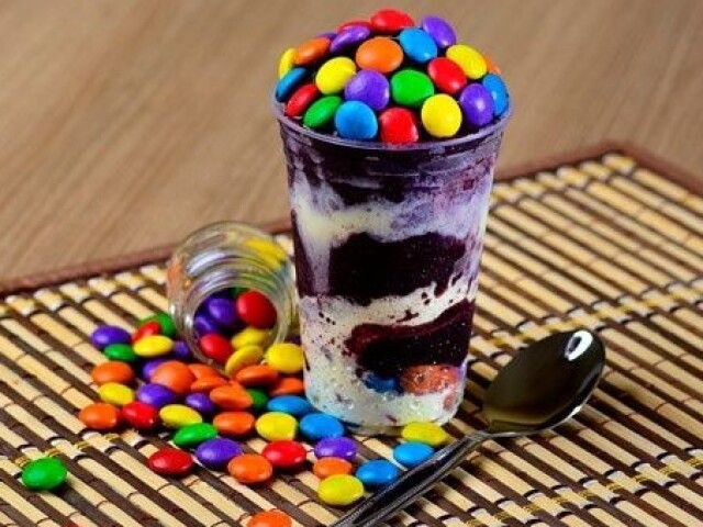 Açaí com tudo que tem direito.