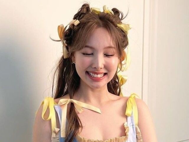 NAYEON (TWICE)