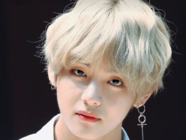 Taehyung
(Do BTS)