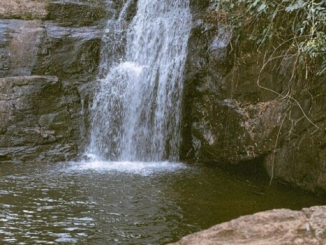 Uma cachoeira 💧