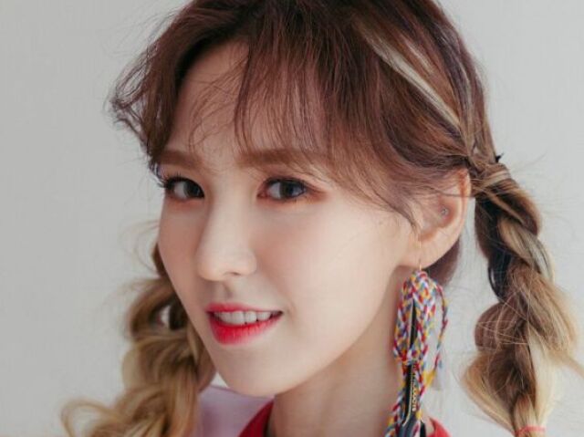 WENDY
RED VELVET