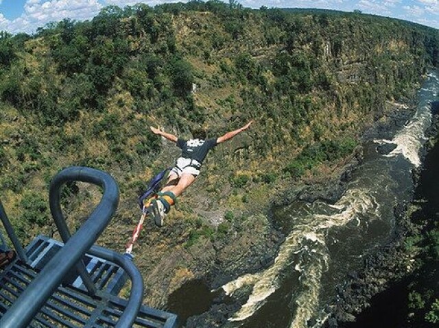 Bungee jumping