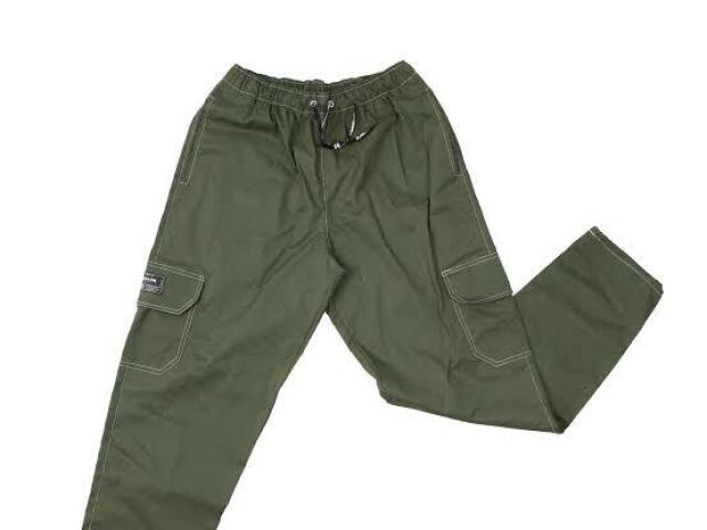 Calça cargo