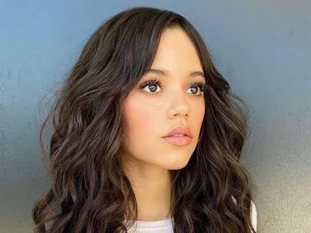 Jenna ortega