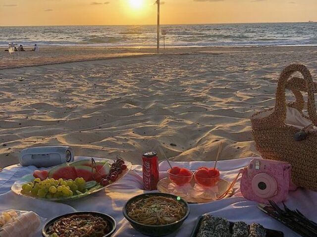 Nada melhor que um café da manhã na praia!!