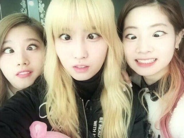 Sana, momo e dahyun