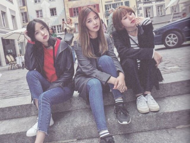 Mina, Tzuyu e chaeyoung