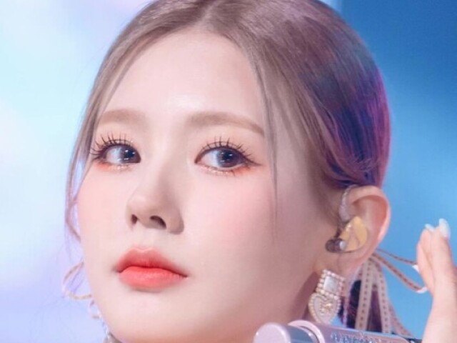 MIYEON (G)I-DLE
VOCAL 10/10