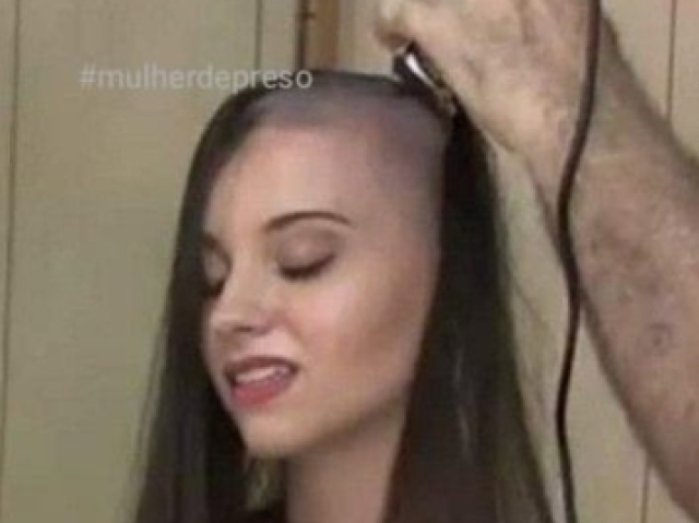 Uma raspadinha de leve na careca