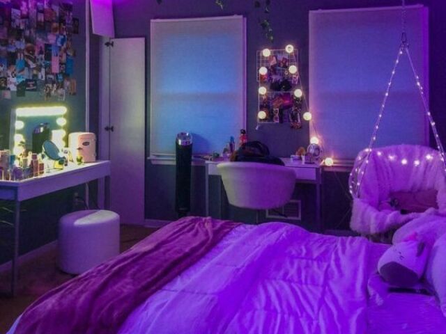 Nossa que quarto lindo eu me maqueiaria nesse lugar até o mundo acabar