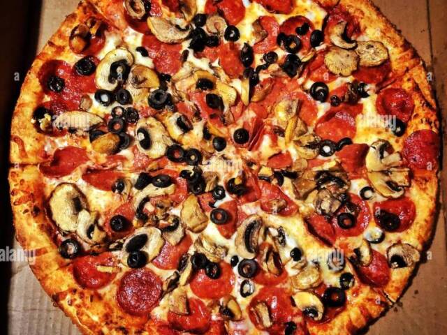 🍕⚫🍄