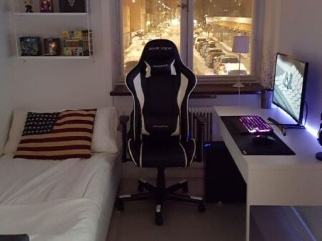 Mae espera to jogando aqui já vou almoçar.
Lindo com vista incrível
