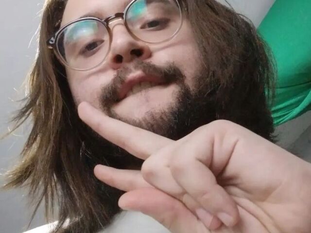 Sendo espancada com um cano pvc 😎😭🥰