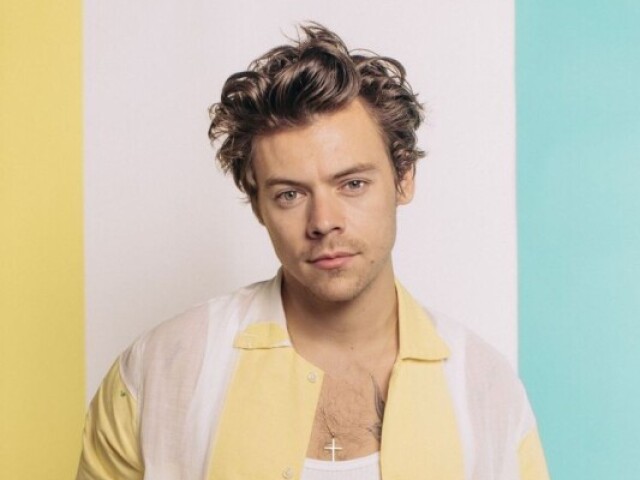 Harry Styles-Cantor e compositor
Músicas-As It Was/Magic...